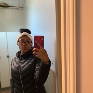 Meet your Posher, Lee